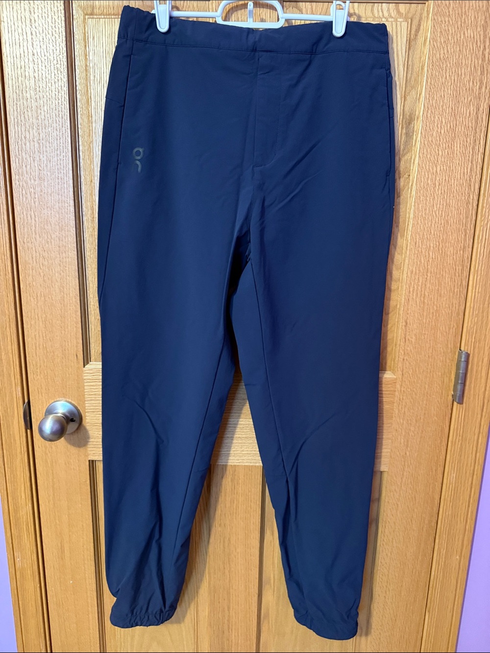On Running Men's Navy Blue Athletic Jogger Pants